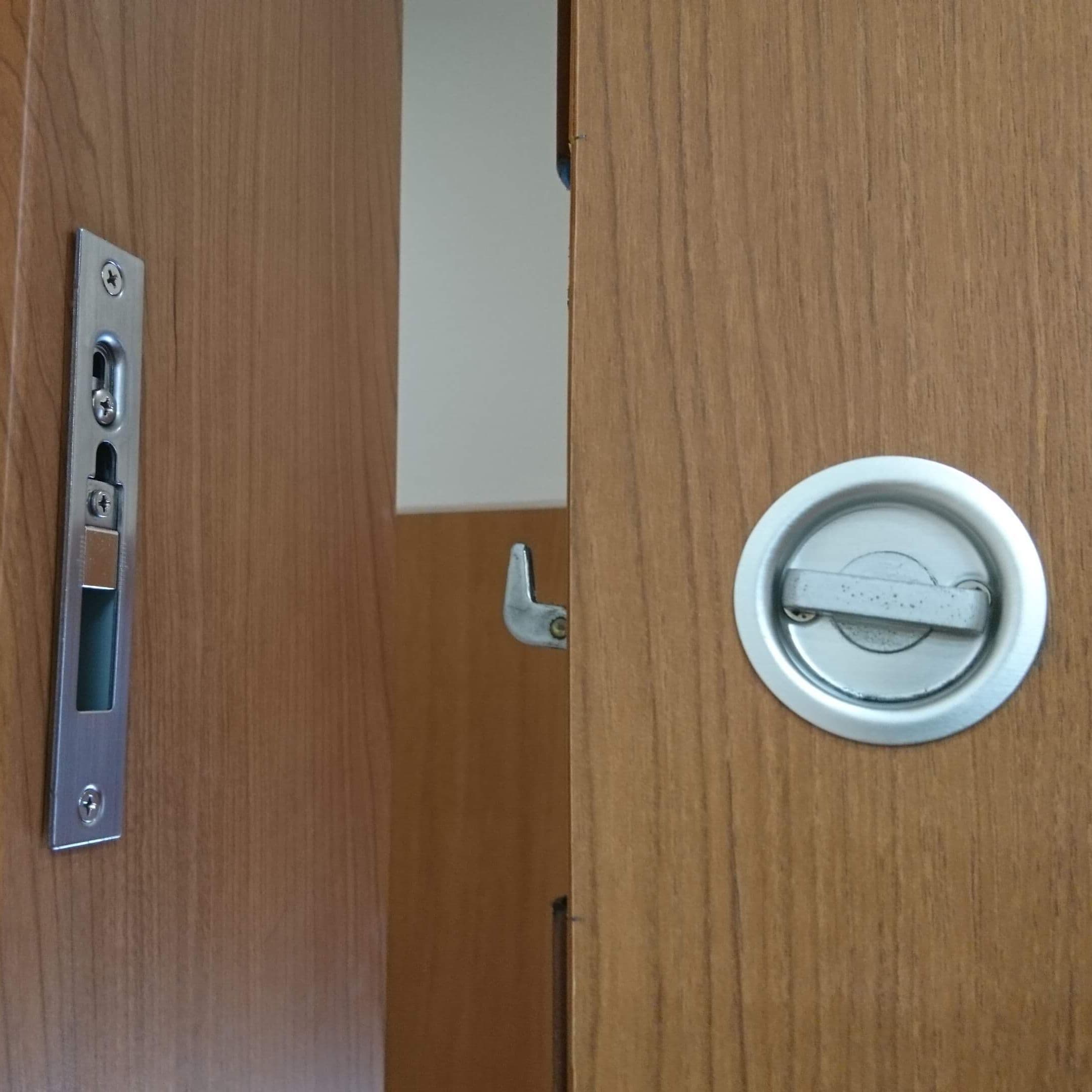 建具錠の新設・交換 名古屋市南区 | 建具錠の新設・交換なら建具修理の窓口名古屋市南区