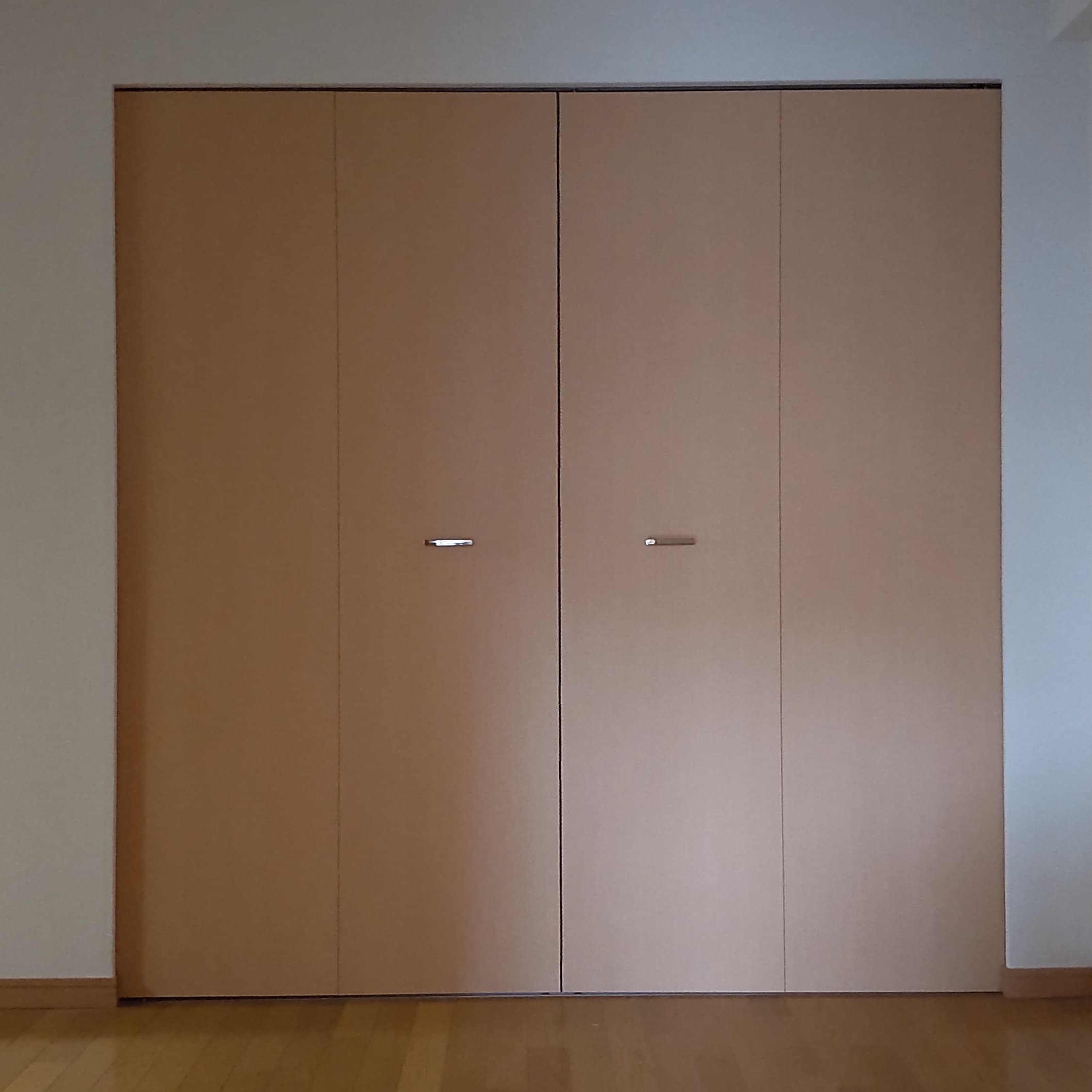 収納折戸新調 名古屋市南区 | 収納折戸新調なら建具修理の窓口名古屋市南区